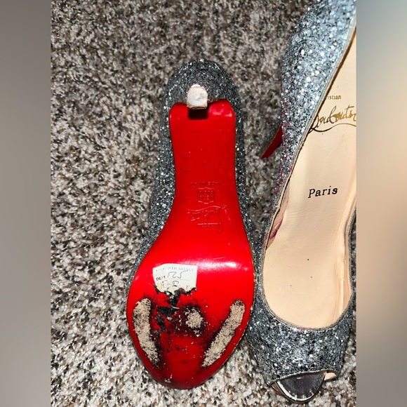 Christian Louboutin Sliver Glitter pumps - Picture 3 of 4